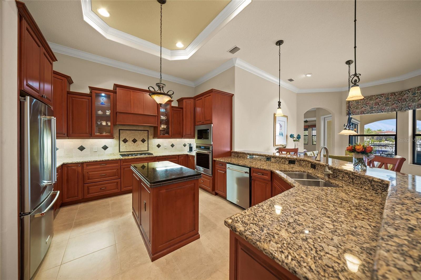 4110 COMMODORE BLVD — photo 9