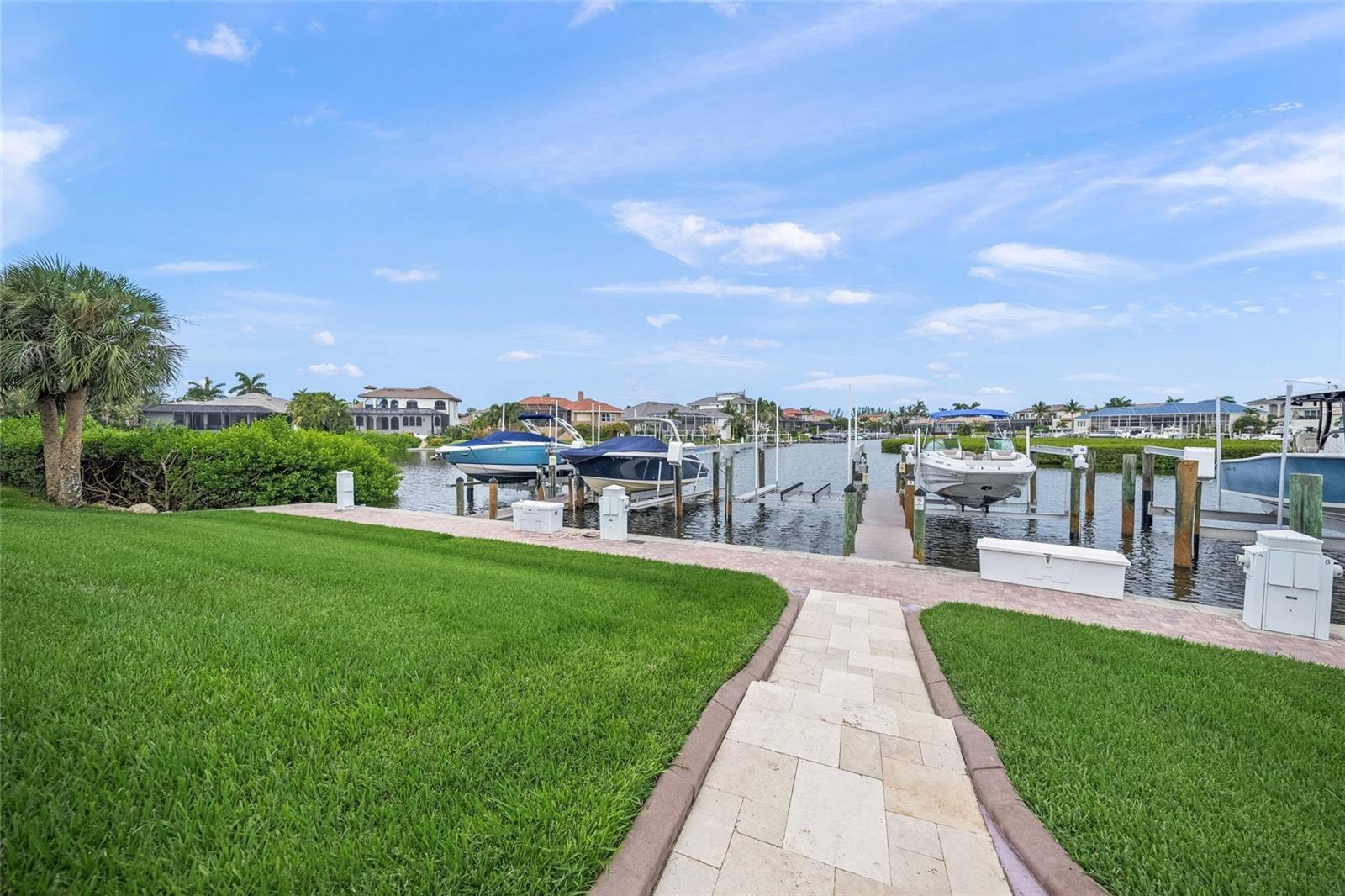 4110 COMMODORE BLVD — photo 38