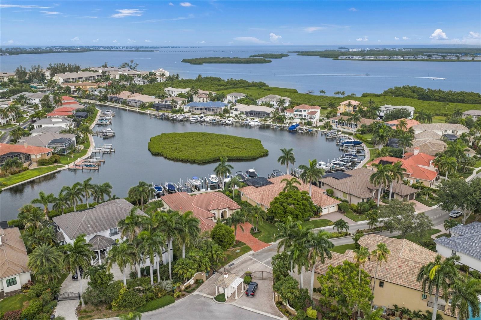 4110 COMMODORE BLVD — photo 49
