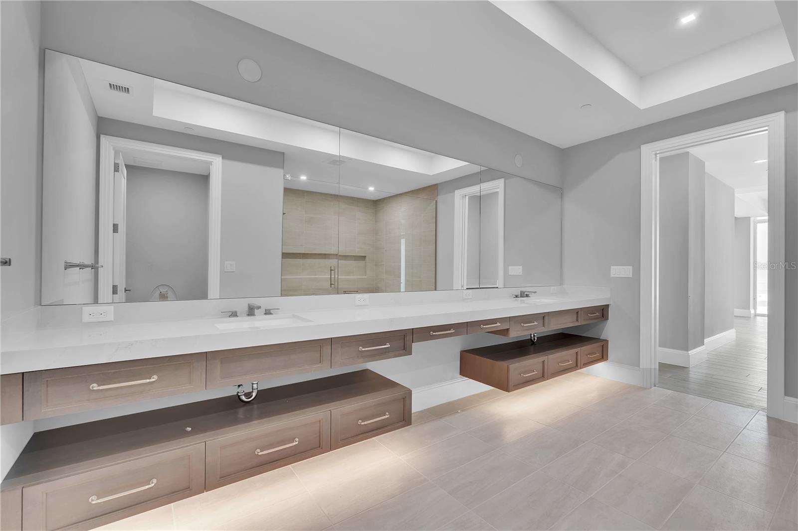 70 AVENIDA VENECCIA #202 — photo 22