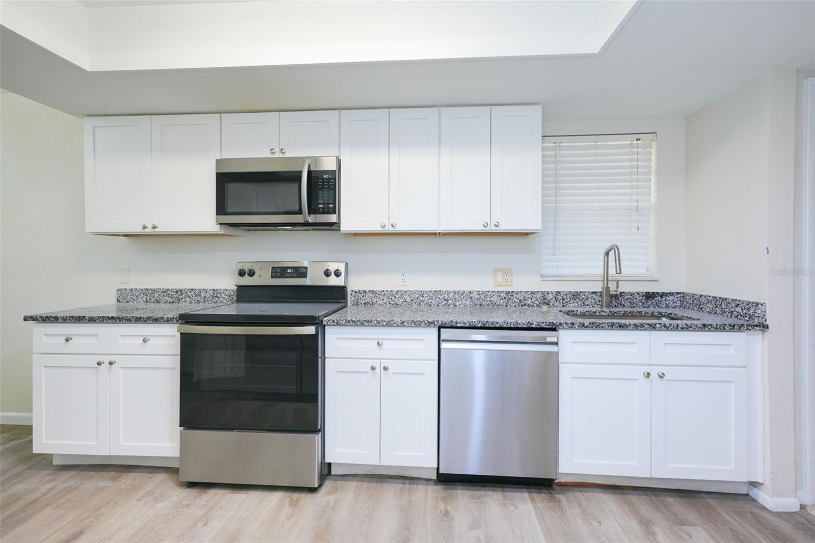 3614 PINE KNOT DR #3614 — photo 15