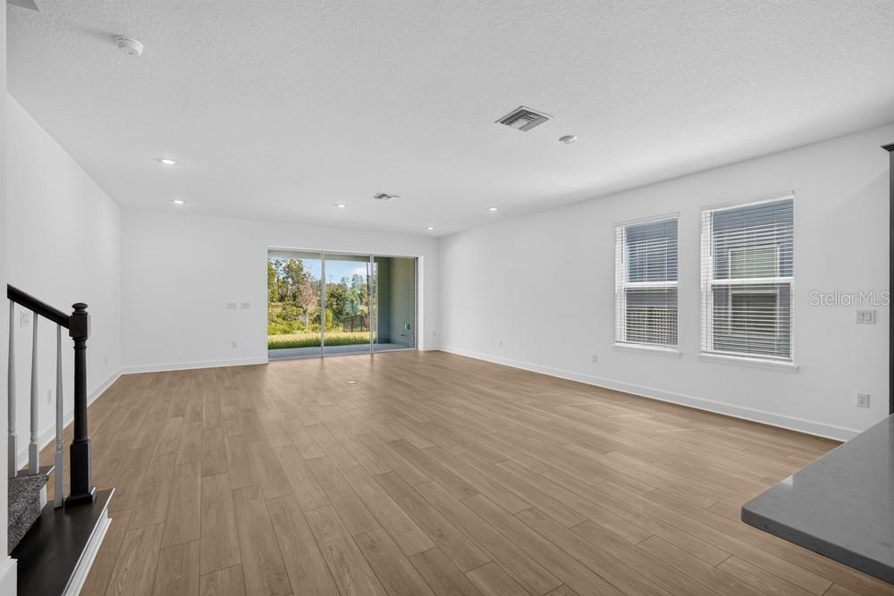 1623 ANSON LN — photo 3
