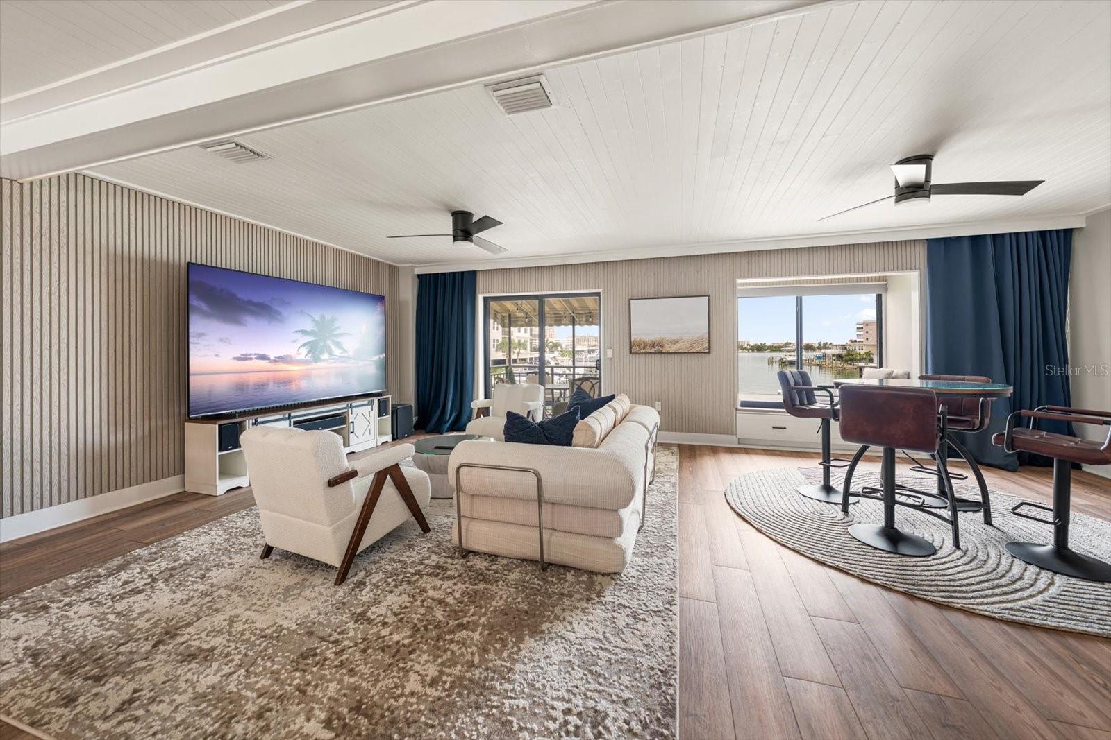 240 WINDWARD PSGE #401 — photo 10