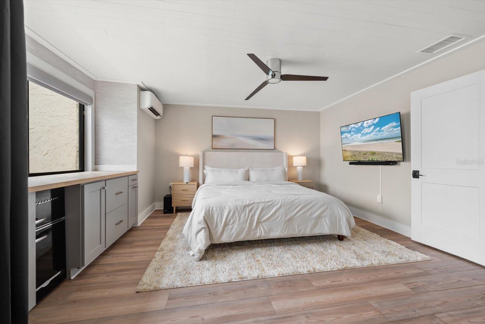 240 WINDWARD PSGE #401 — photo 15