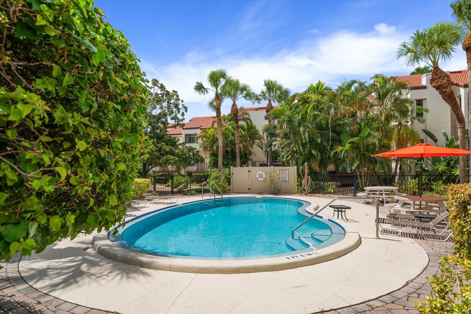 240 WINDWARD PSGE #401 — photo 38