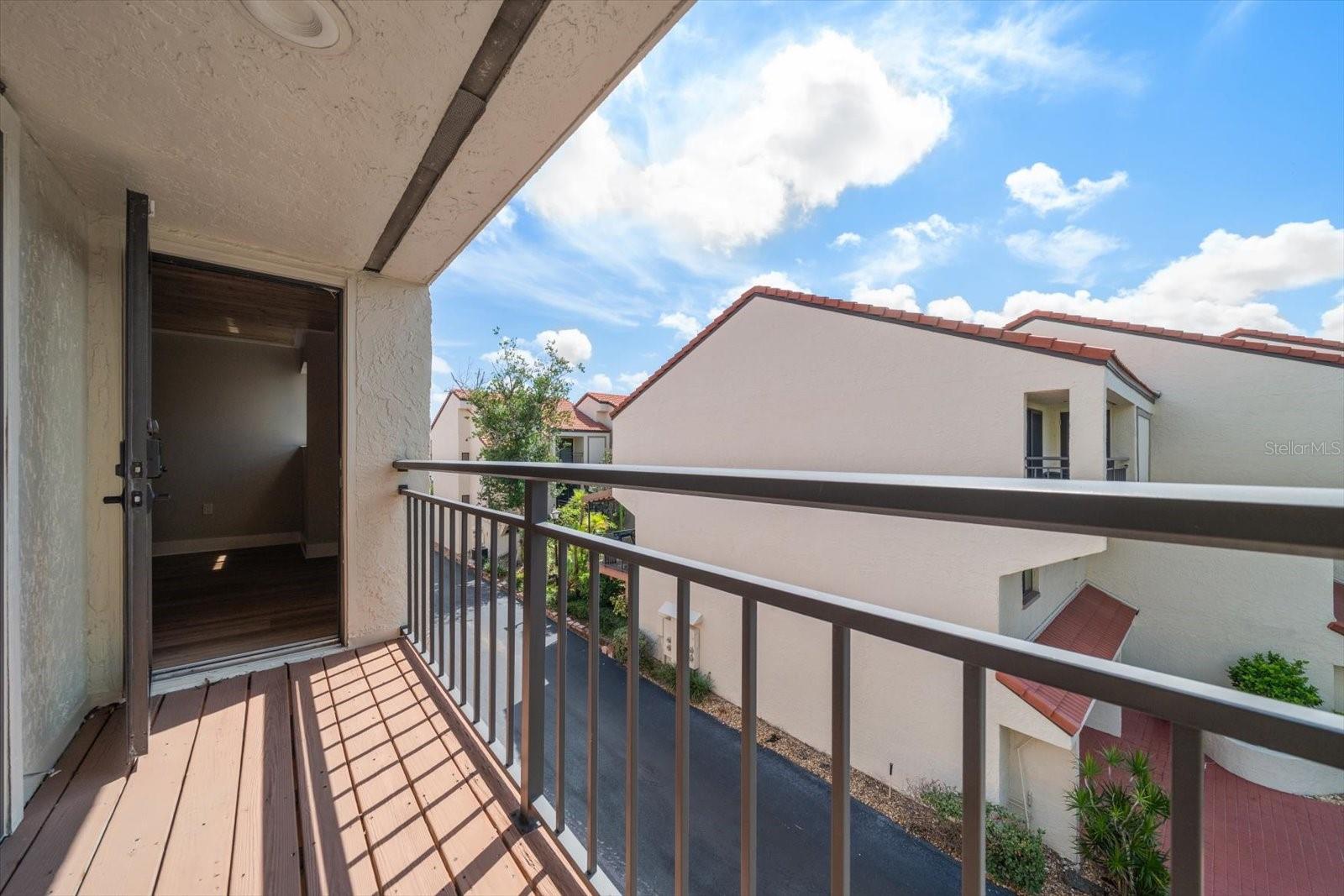240 WINDWARD PSGE #401 — photo 27