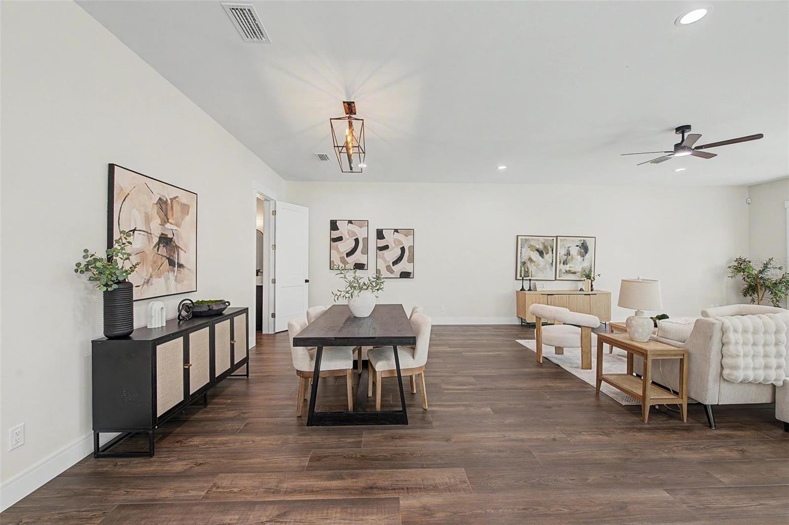 110 S ARRAWANA AVE #2 — photo 11