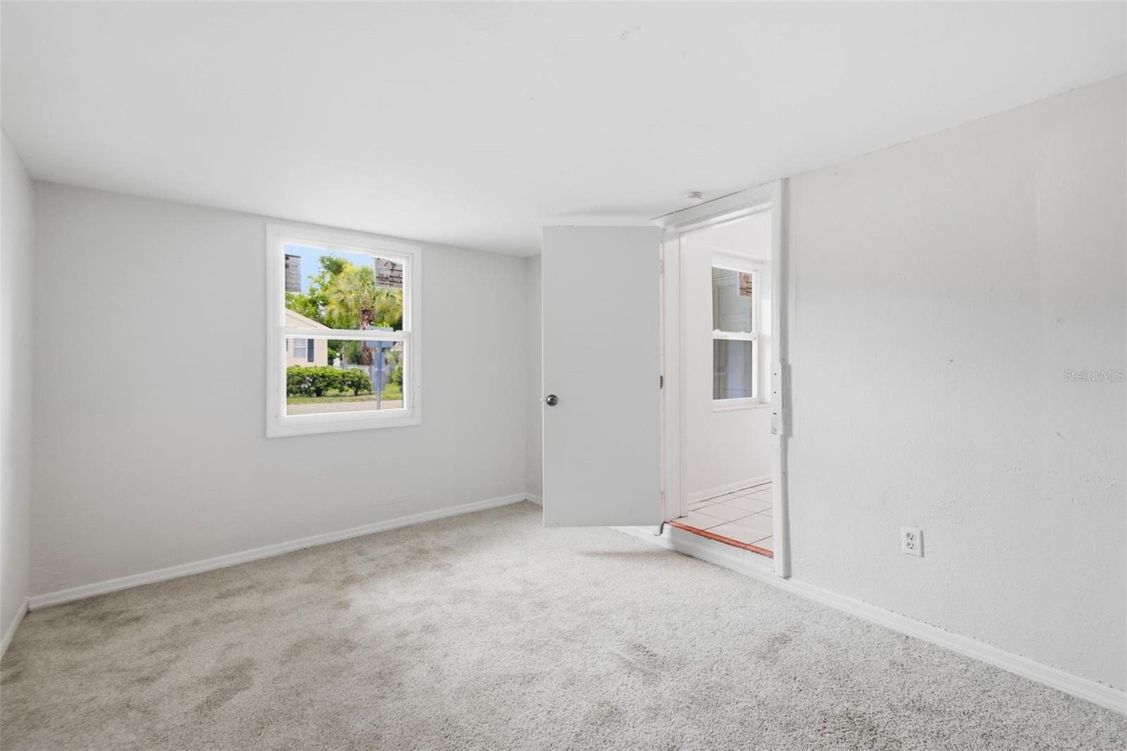 4222 N 14TH ST — photo 38