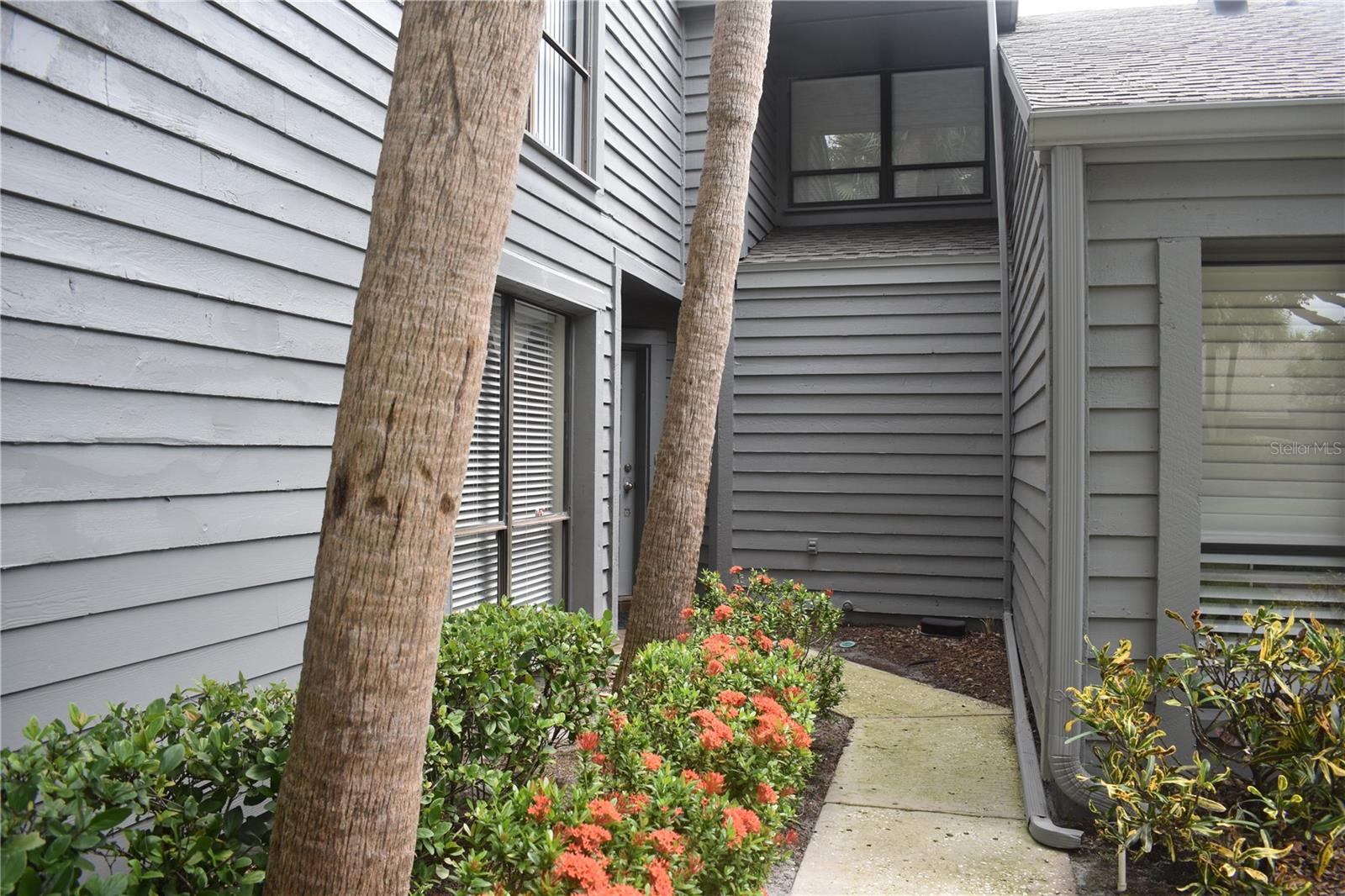 3053 EAGLES LANDING CIR W #3053 — photo 2