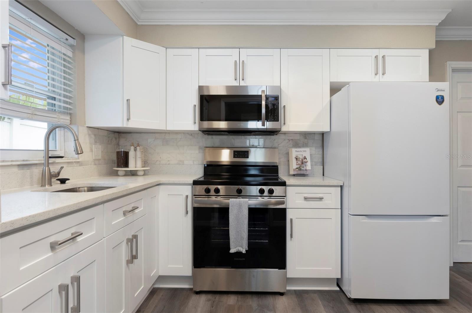 4911 CHANCELLOR ST NE — photo 10