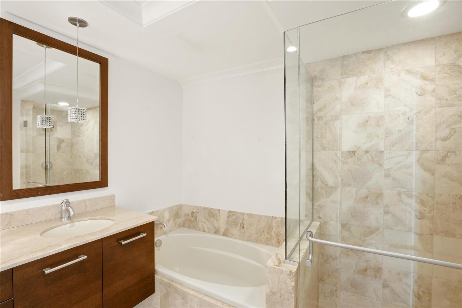 1350 MAIN ST #707 — photo 23