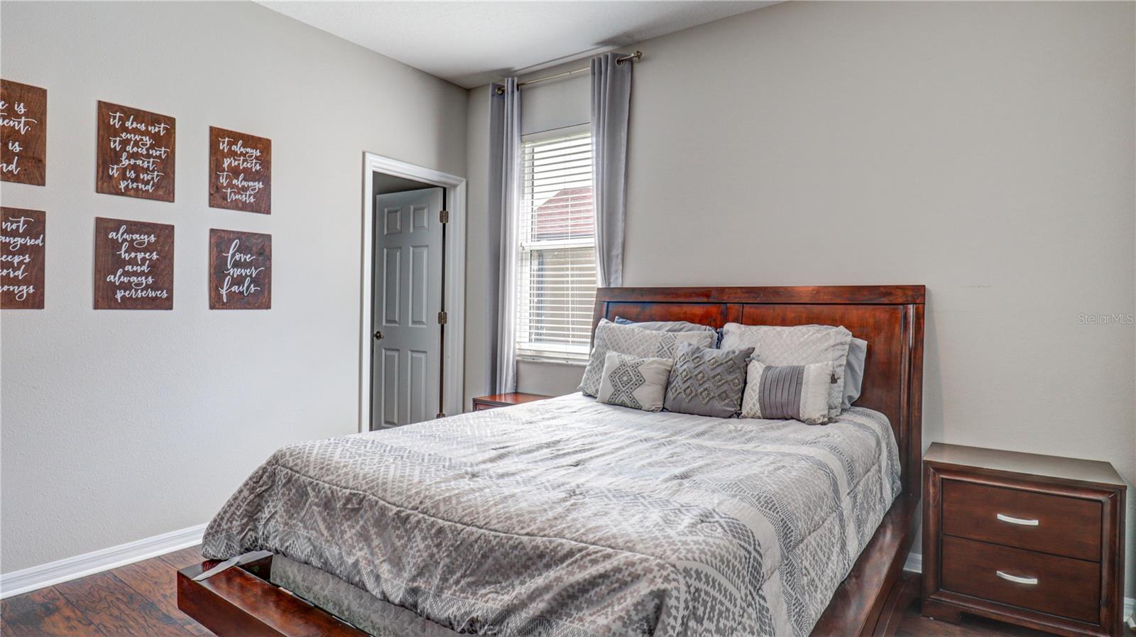 5725 JUSTICIA LOOP — photo 40
