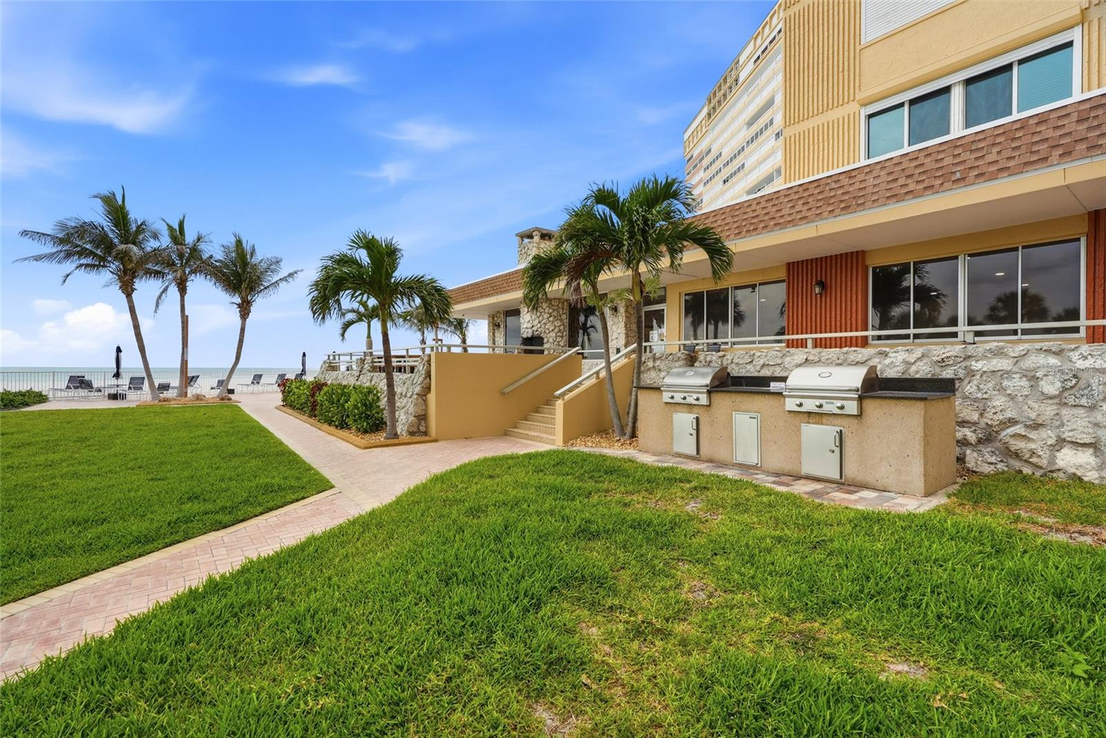 17920 GULF BLVD #1502 — photo 51