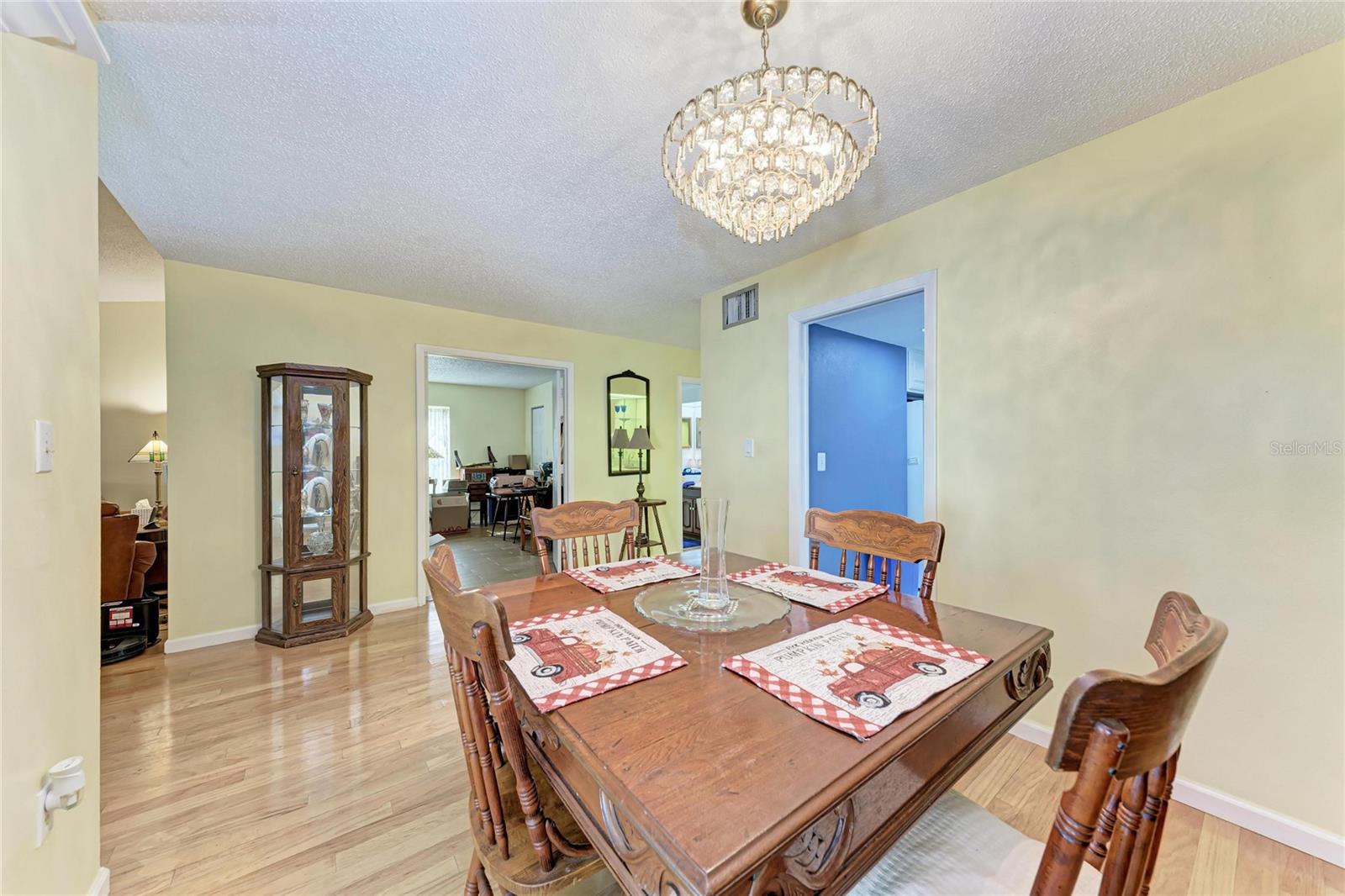 6207 COURTSIDE DR #23 — photo 24