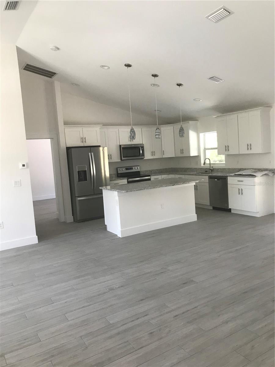 0 LONGFELLOW LN — photo 14
