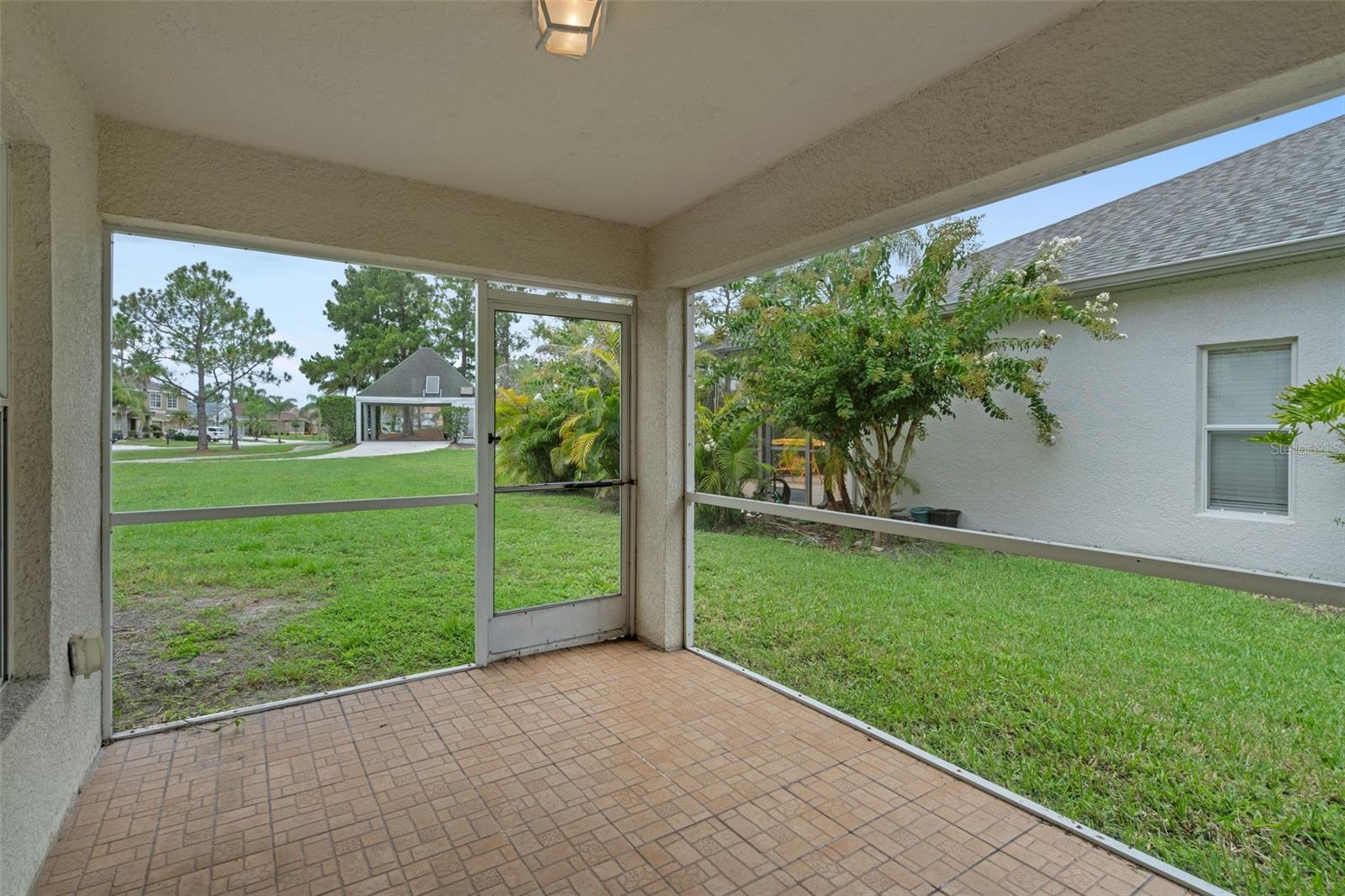 23836 HASTINGS WAY — photo 41