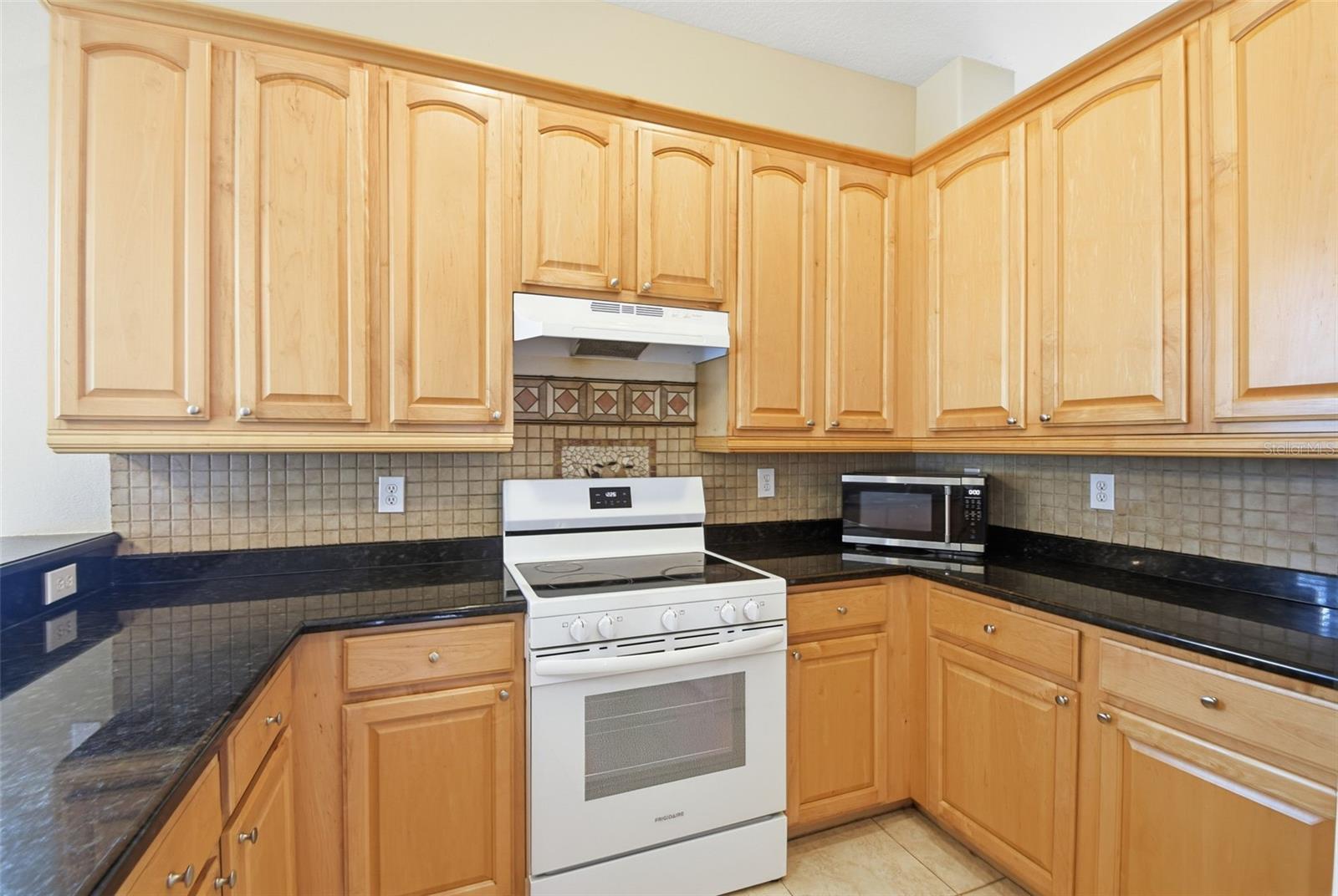 5337 OUTLOOK WAY — photo 28