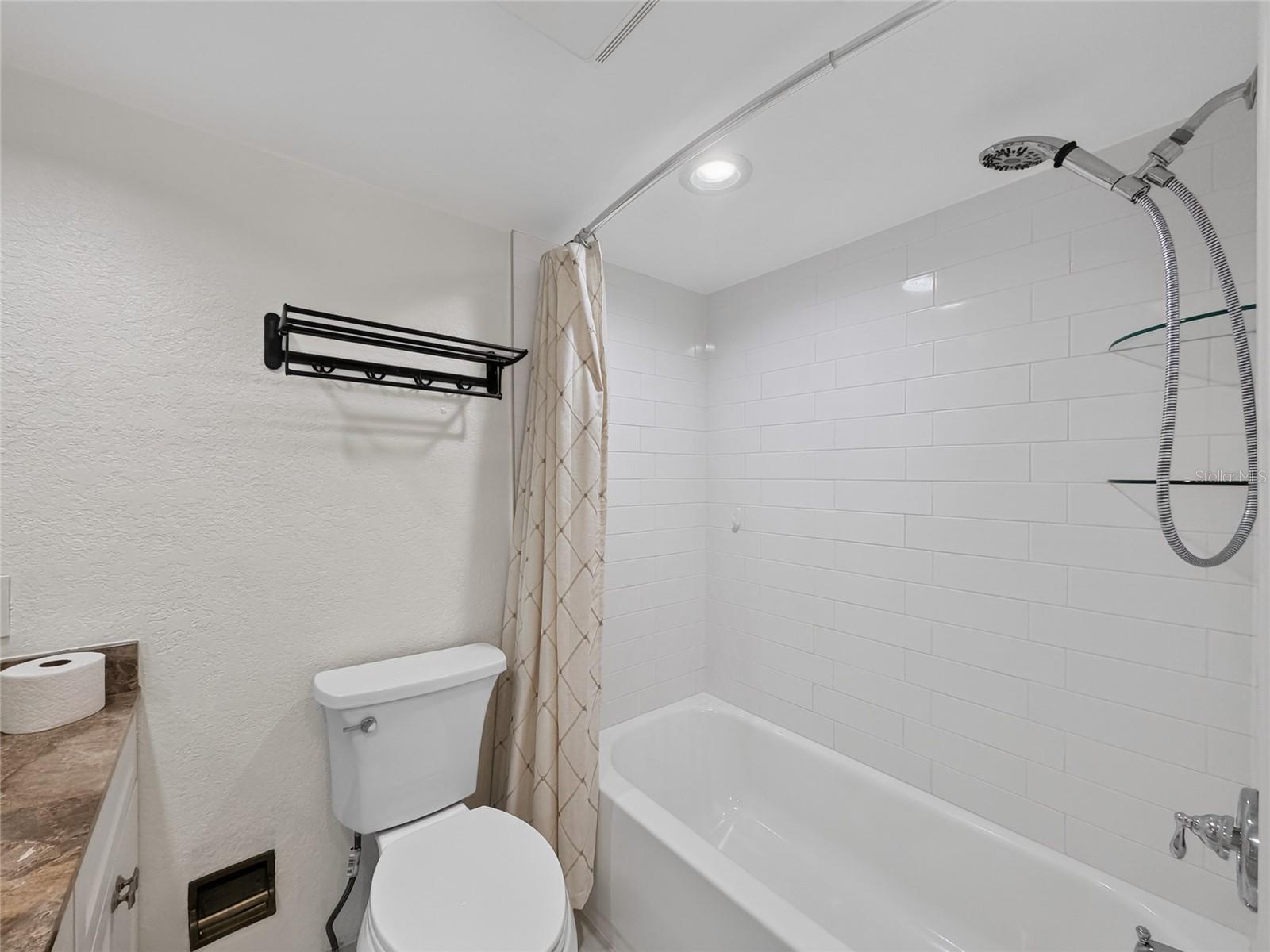 2220 BAHIA VISTA ST #G4 — photo 16