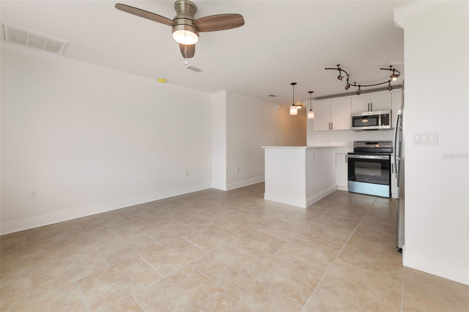 14036 MARGUERITE DR — photo 12