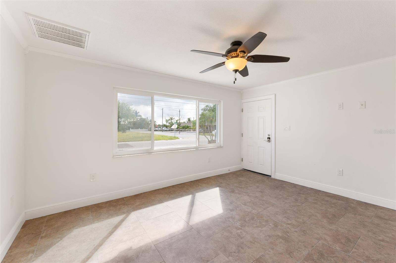 14036 MARGUERITE DR — photo 6