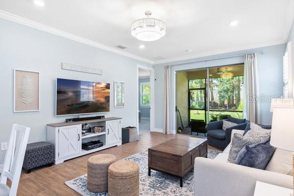 200 SOLIERA ST — photo 13