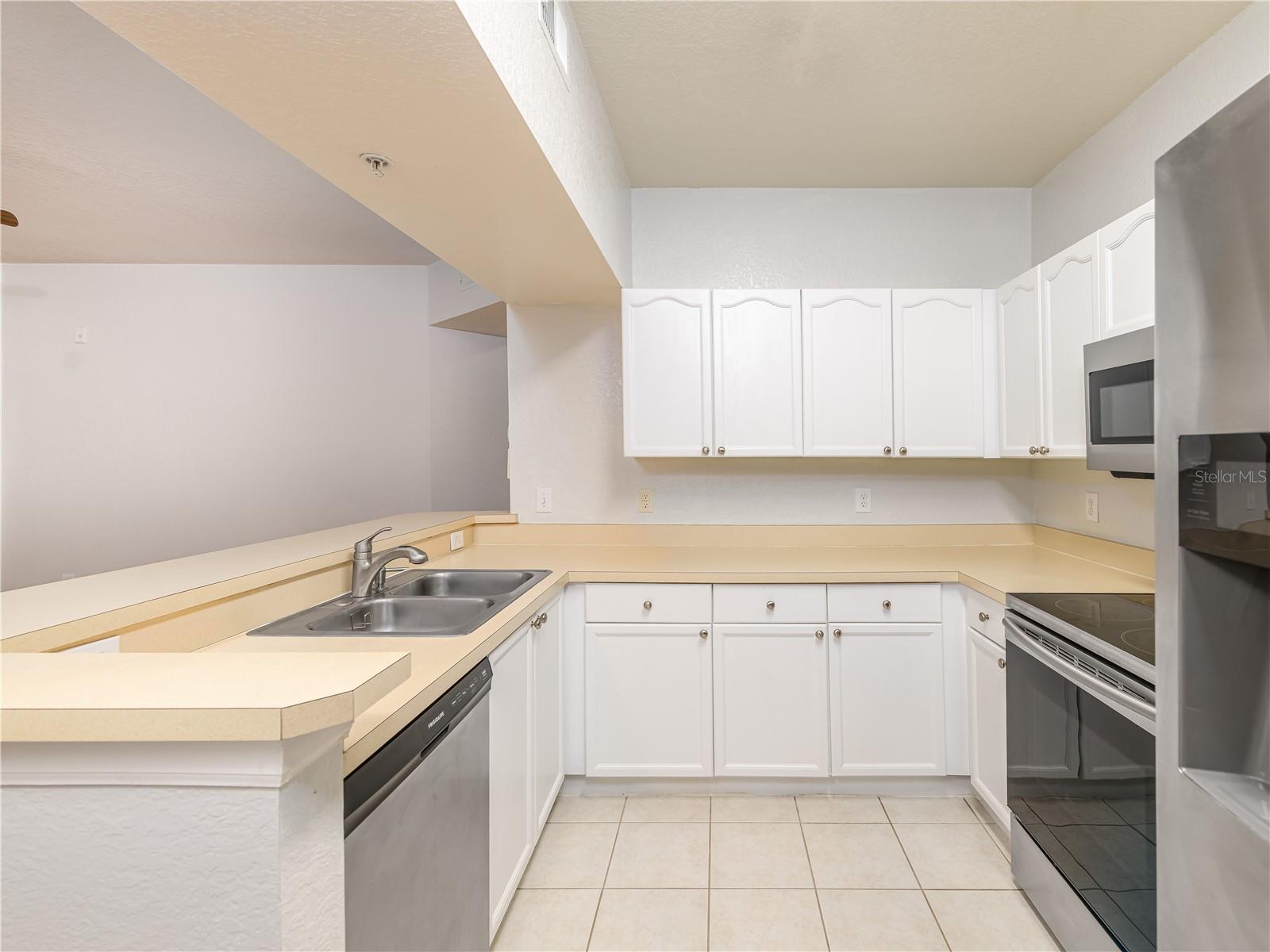 5125 PALM SPRINGS BLVD #2206 — photo 7