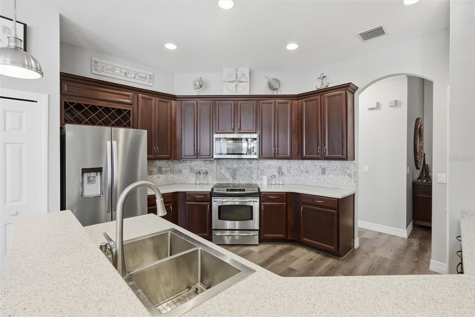 12903 DRAKEFIELD DR — photo 19