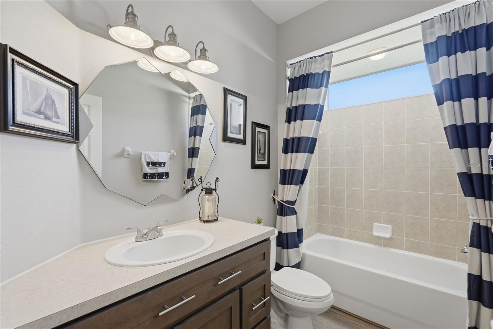 12903 DRAKEFIELD DR — photo 15