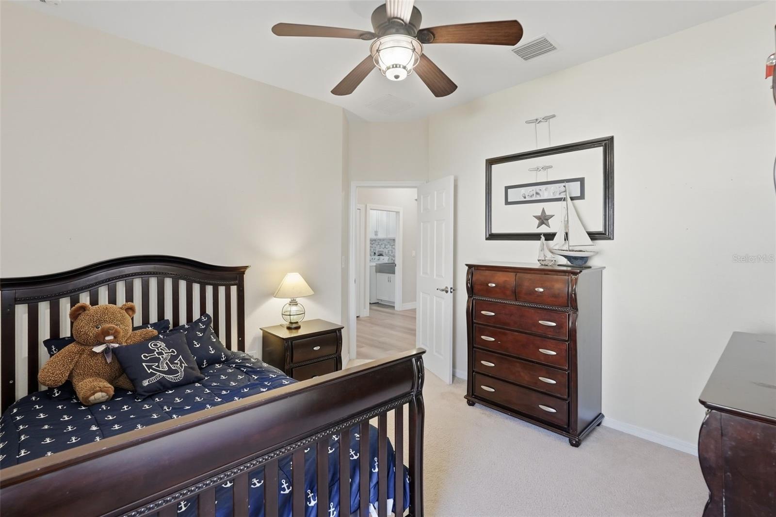 12903 DRAKEFIELD DR — photo 17