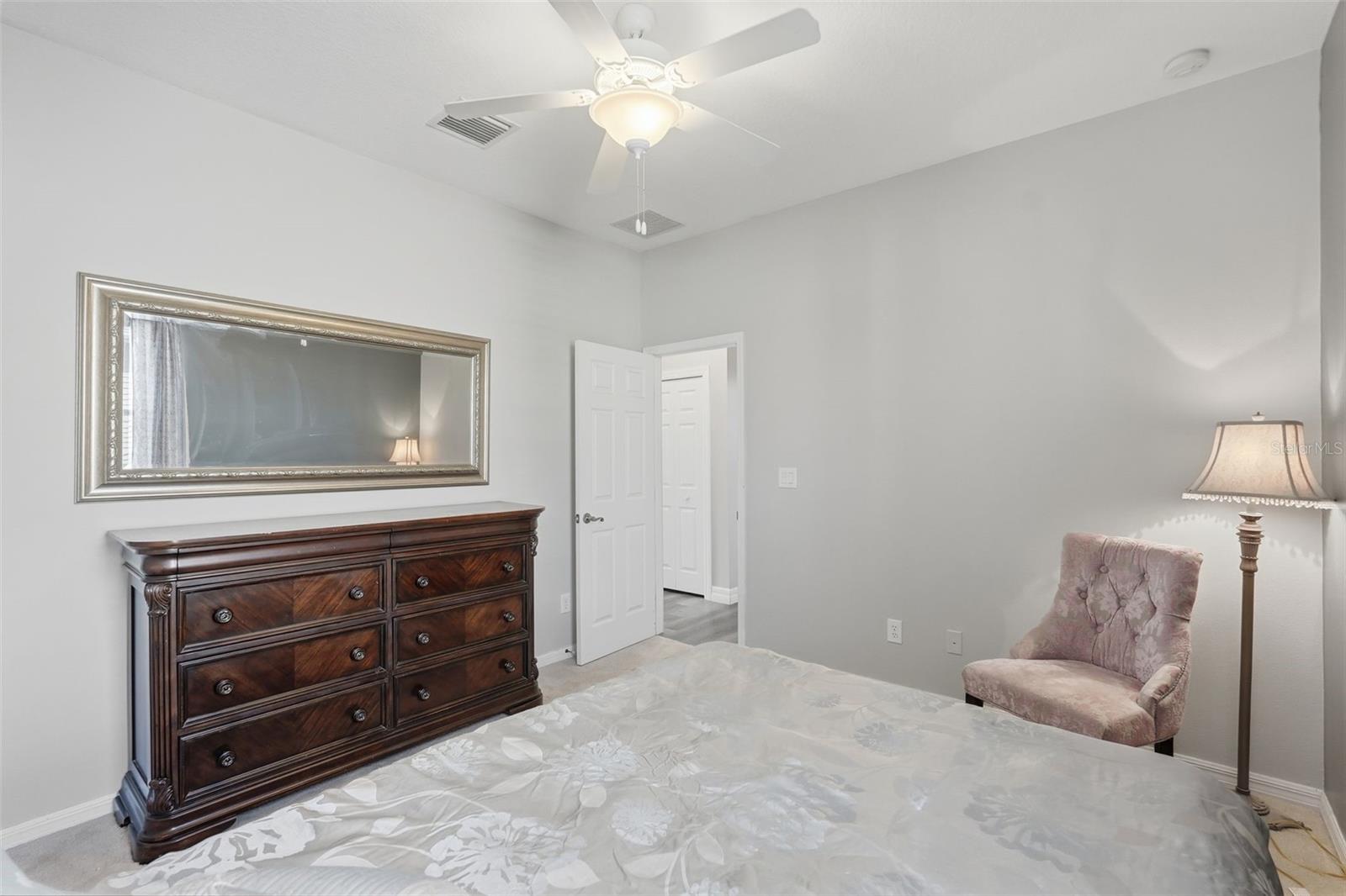 12903 DRAKEFIELD DR — photo 30