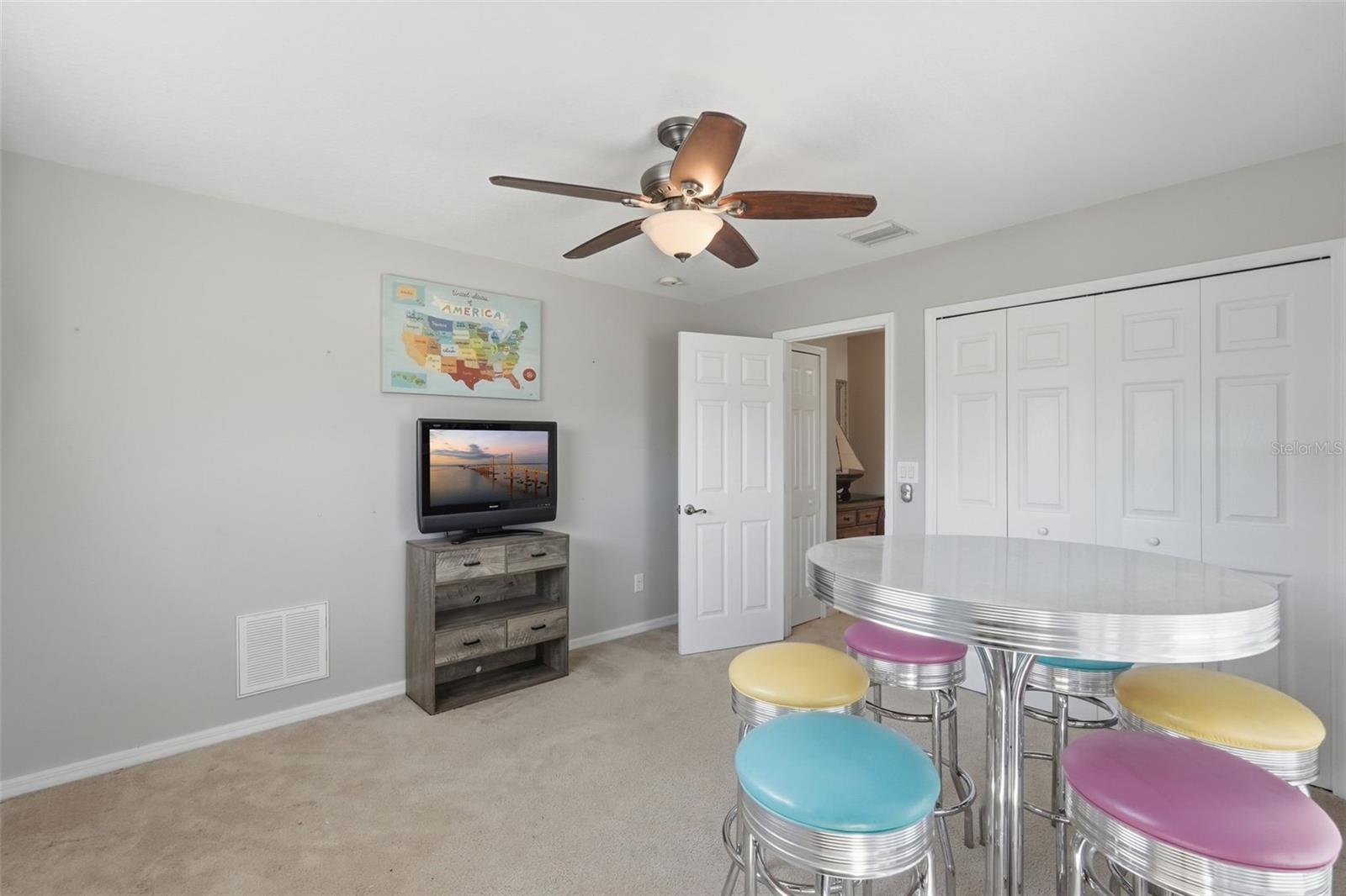 12903 DRAKEFIELD DR — photo 46