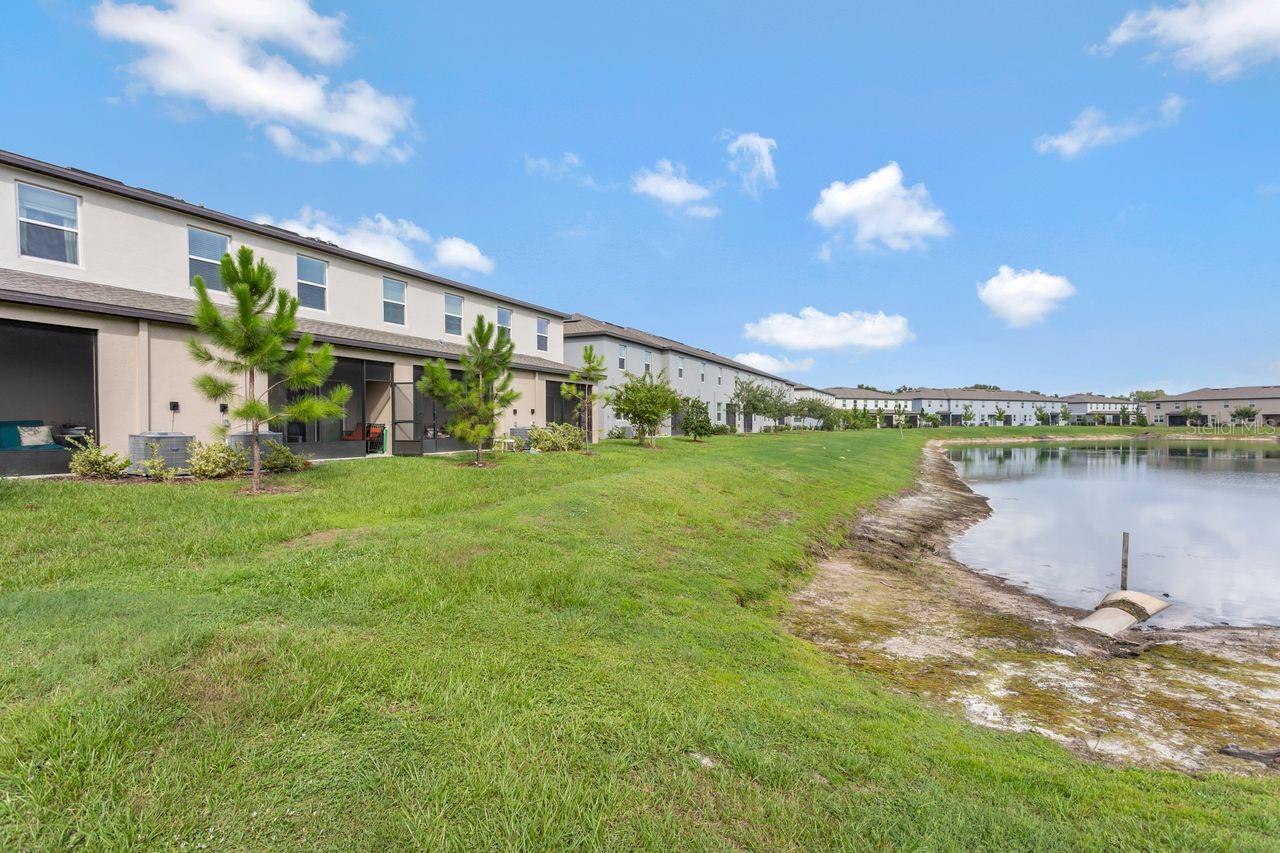 6283 SHINER ST — photo 30