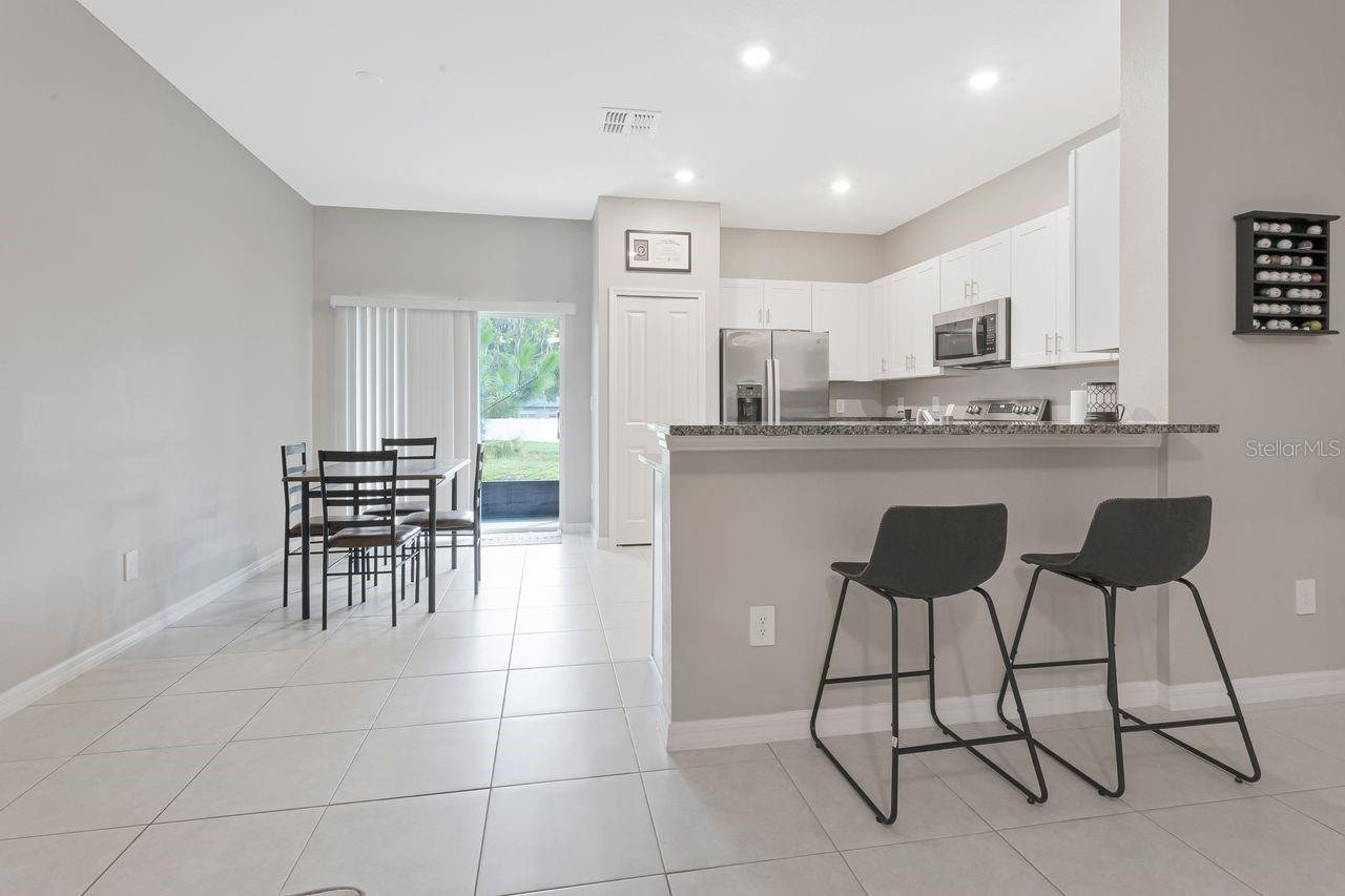 6283 SHINER ST — photo 7