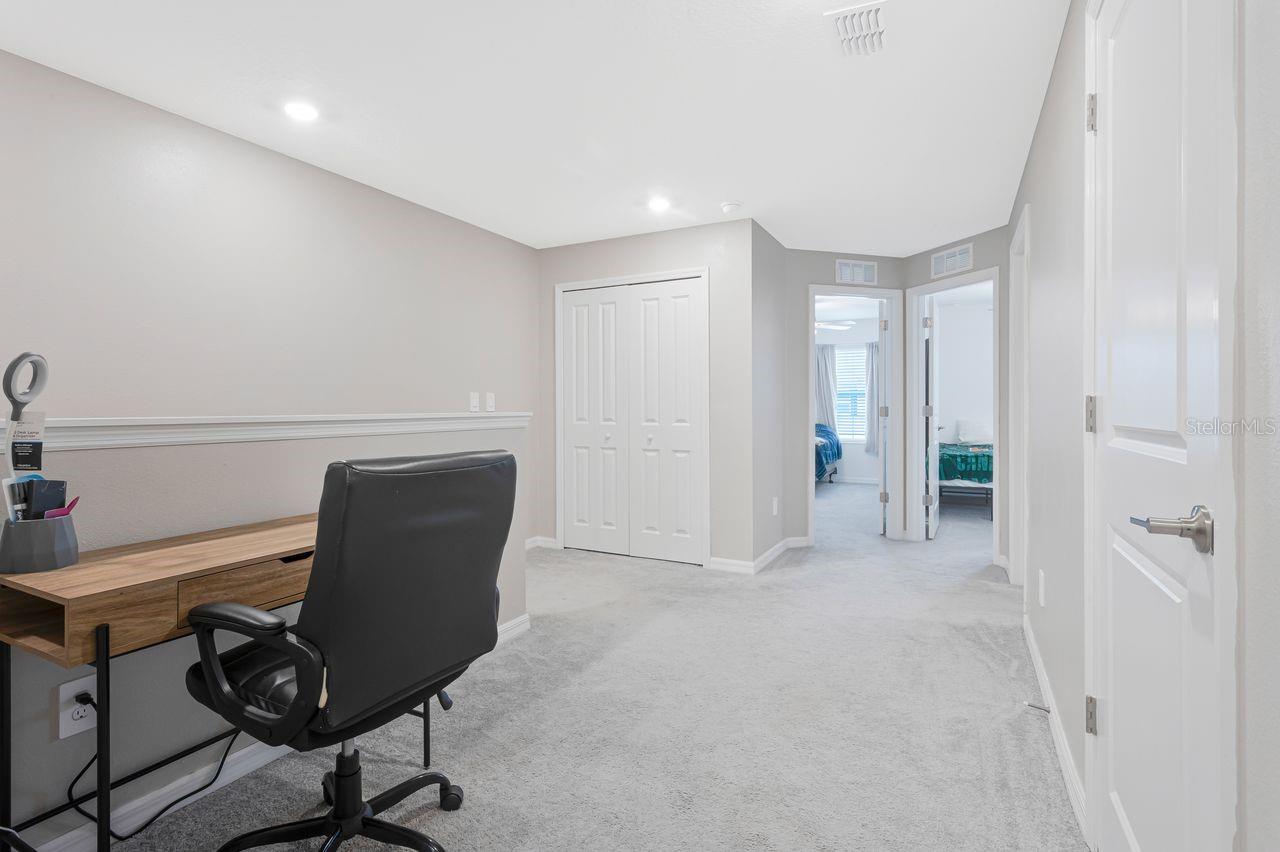 6283 SHINER ST — photo 13
