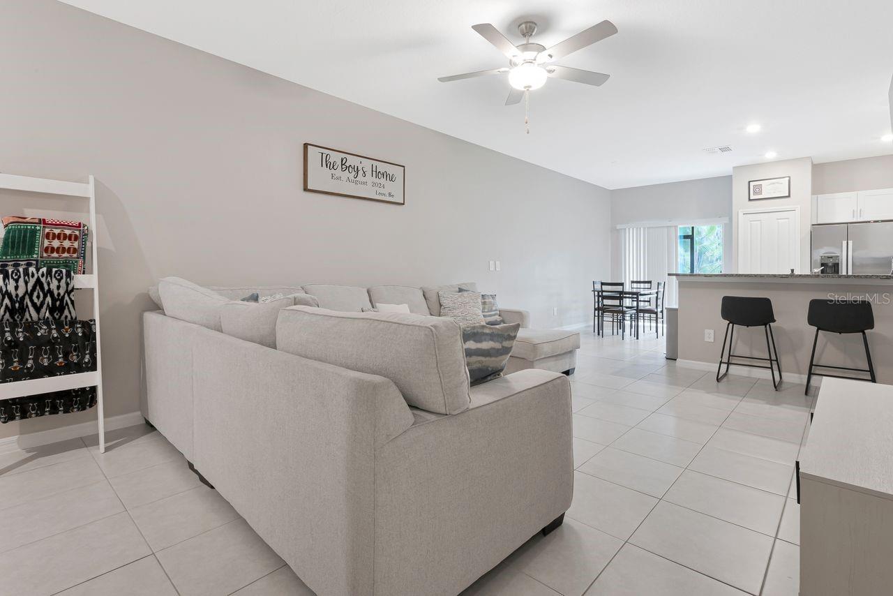 6283 SHINER ST — photo 3