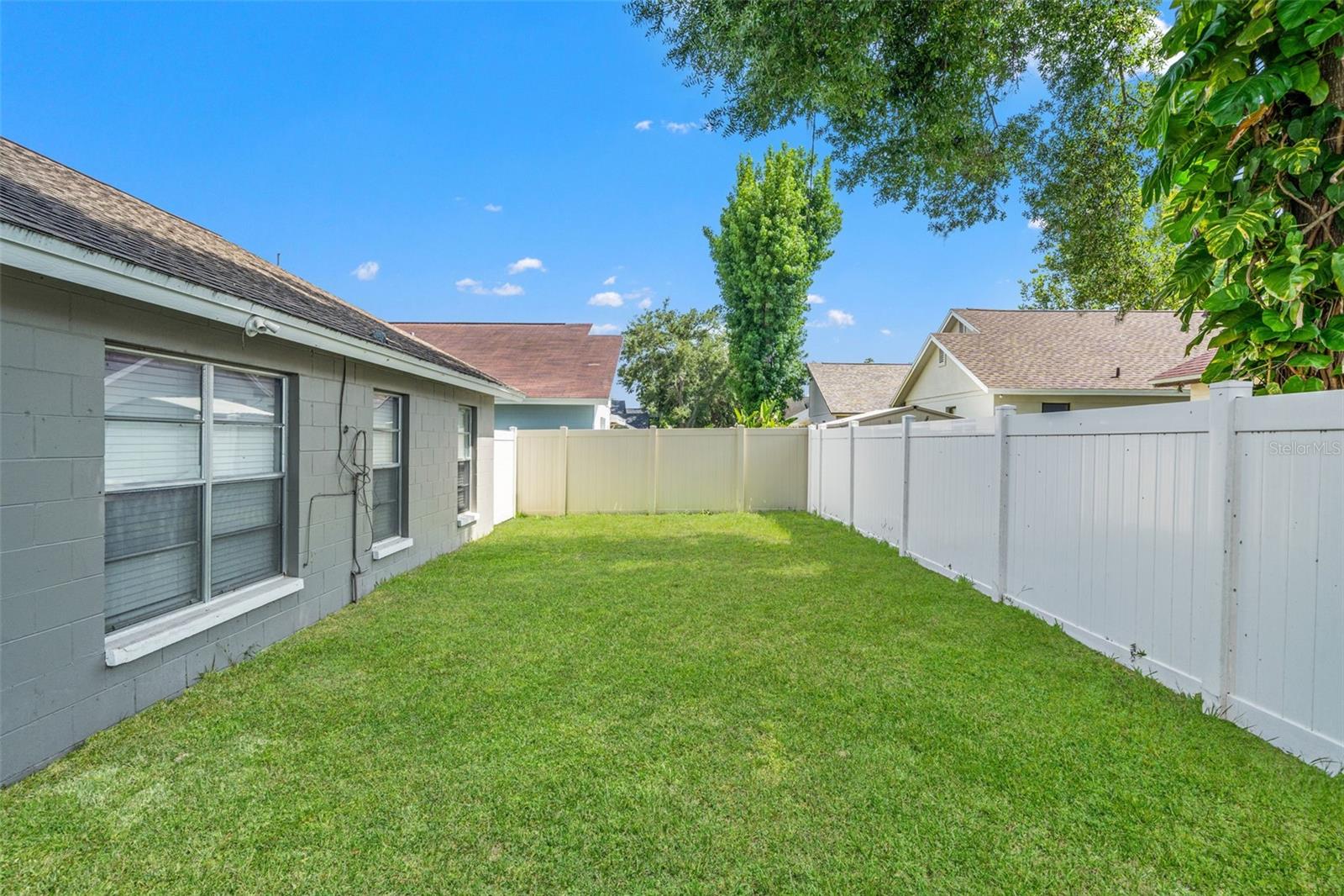 12714 TROWBRIDGE LN — photo 21