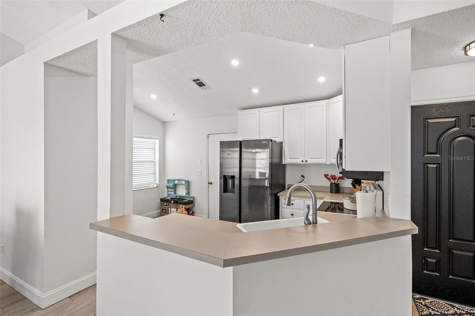 12714 TROWBRIDGE LN — photo 9