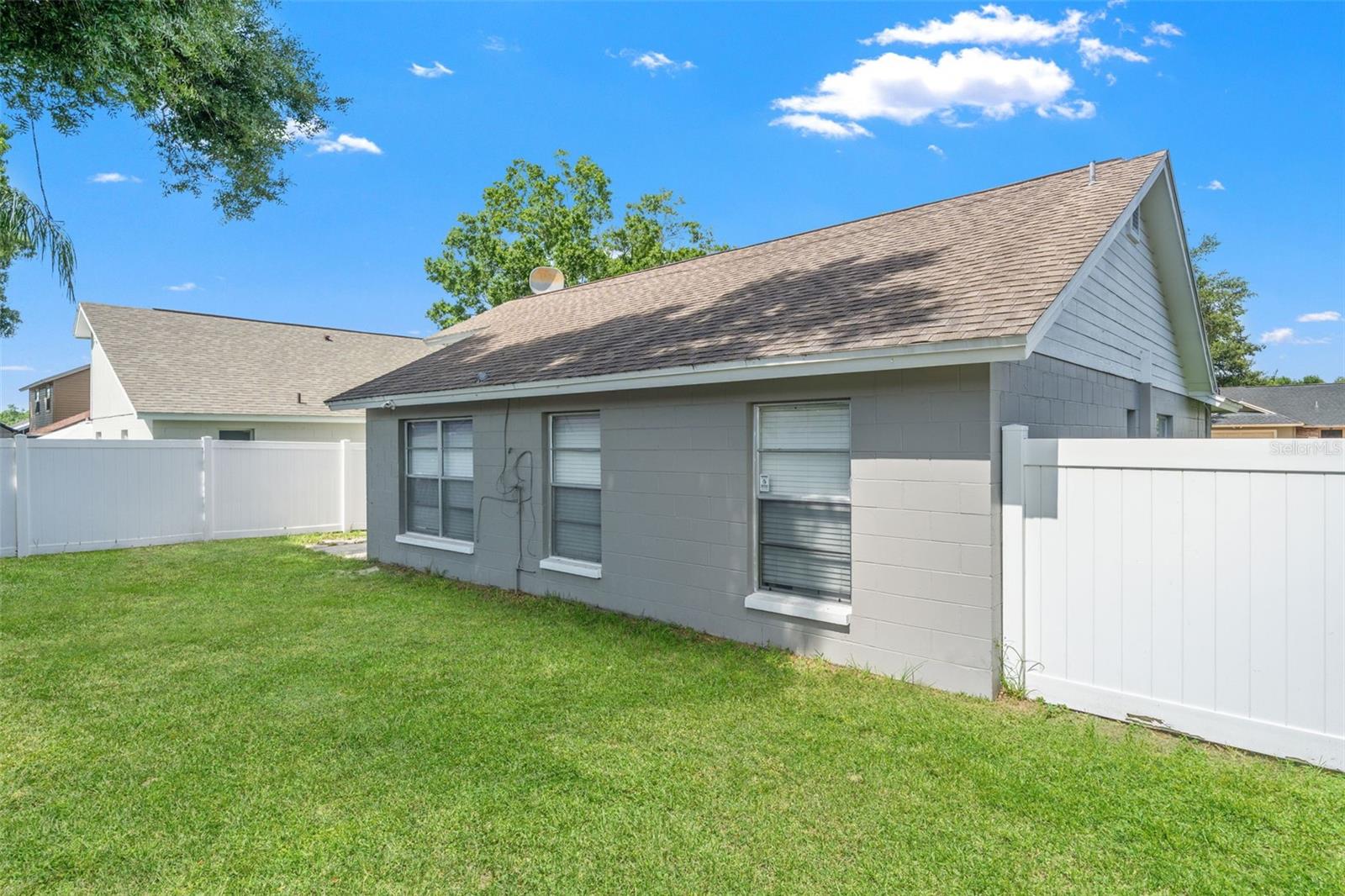 12714 TROWBRIDGE LN — photo 24