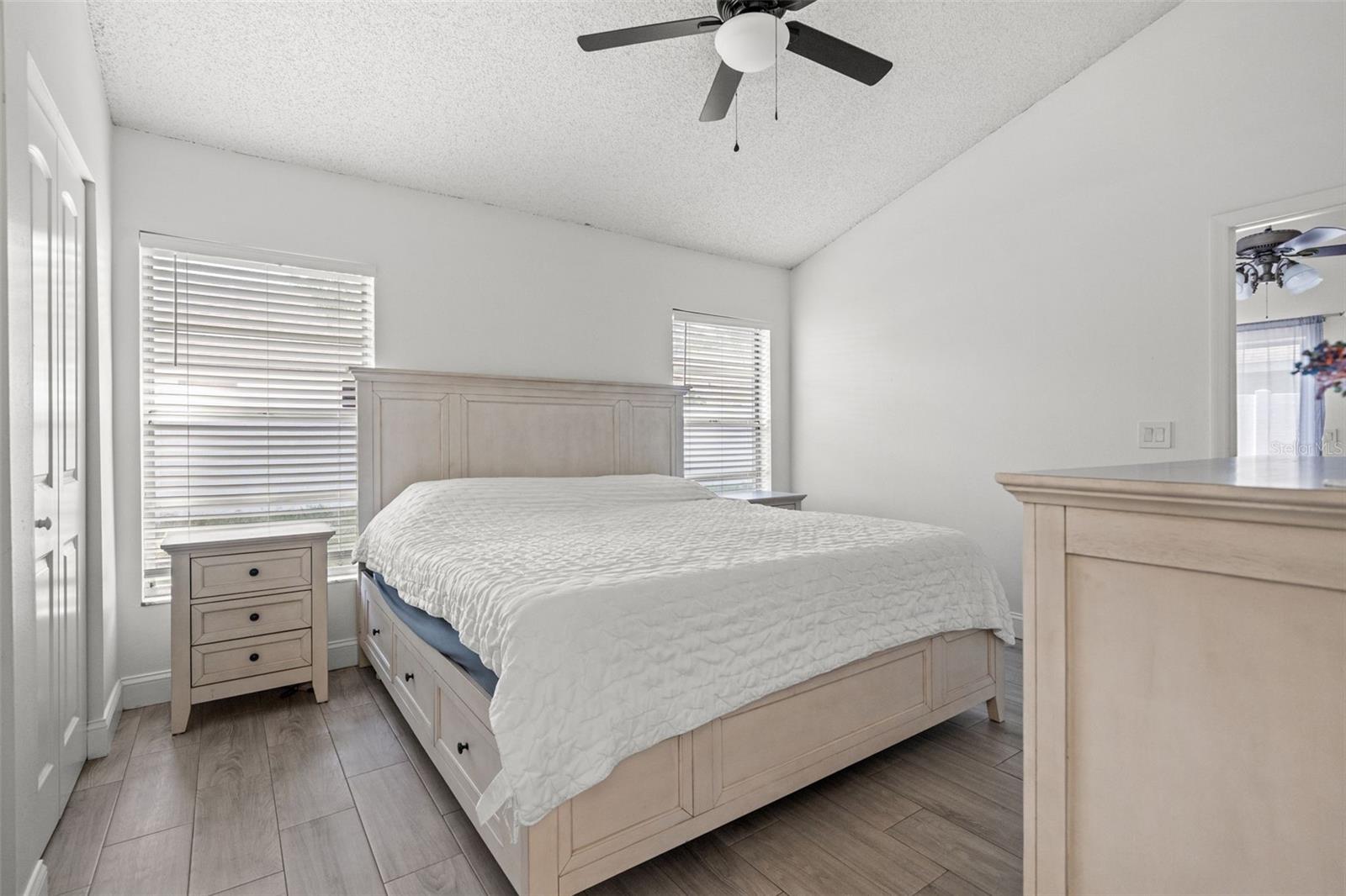 12714 TROWBRIDGE LN — photo 12