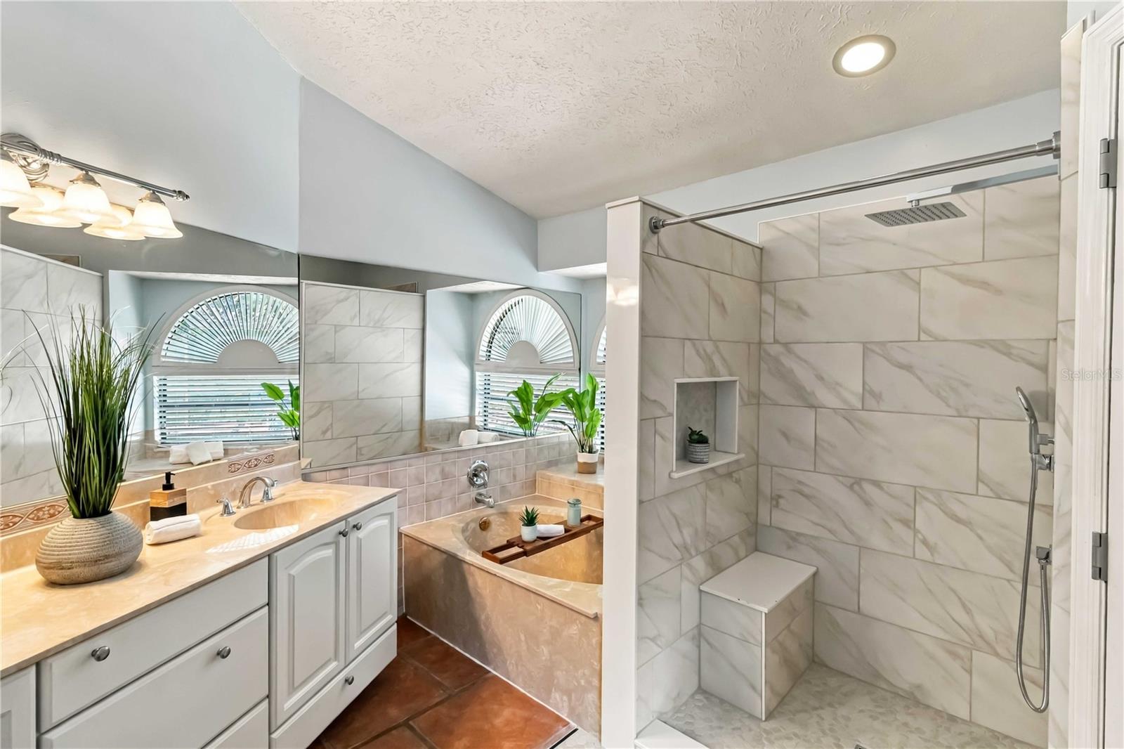 2704 BUCKHORN OAKS DR — photo 15