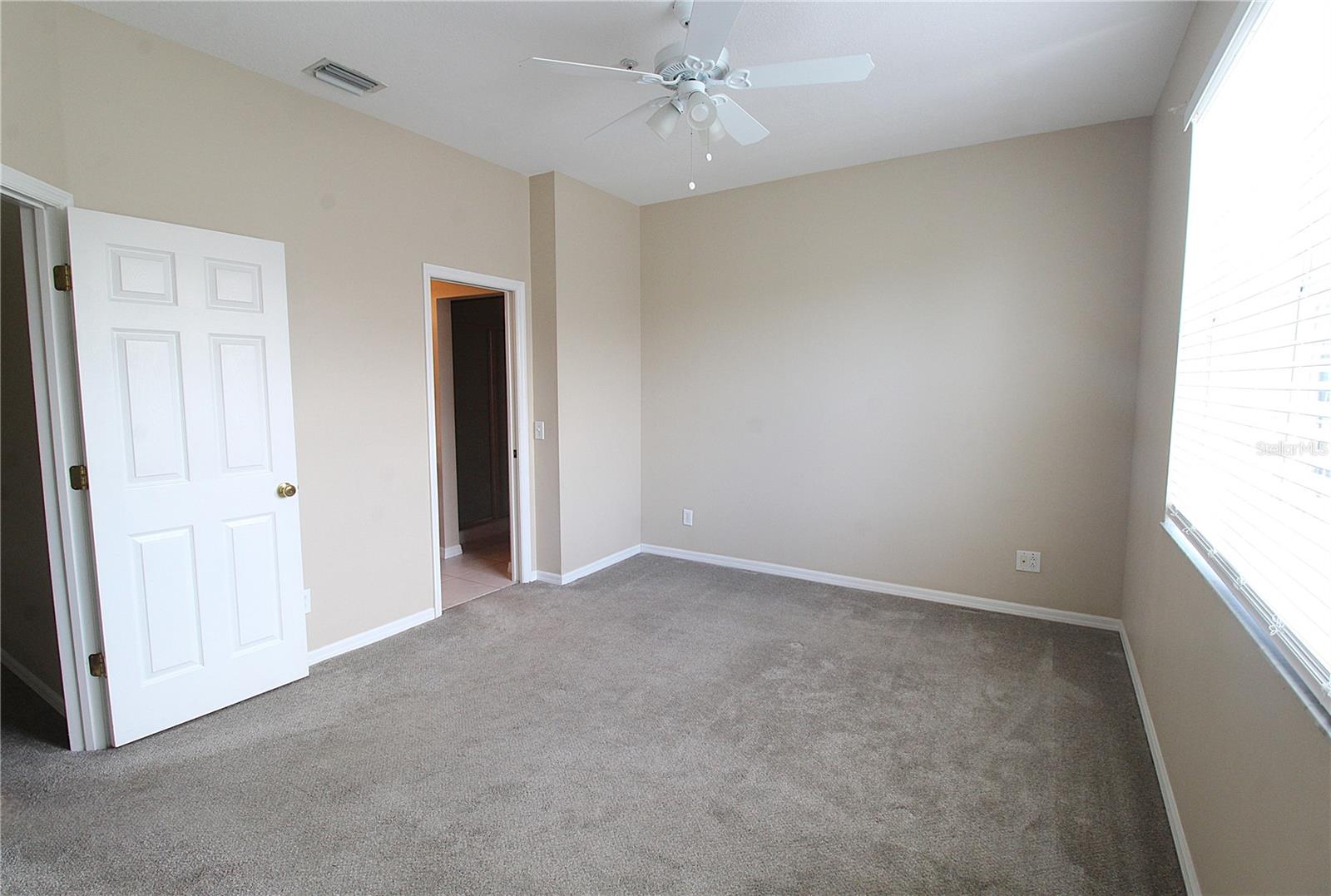 4011 BURLWOOD RD — photo 8