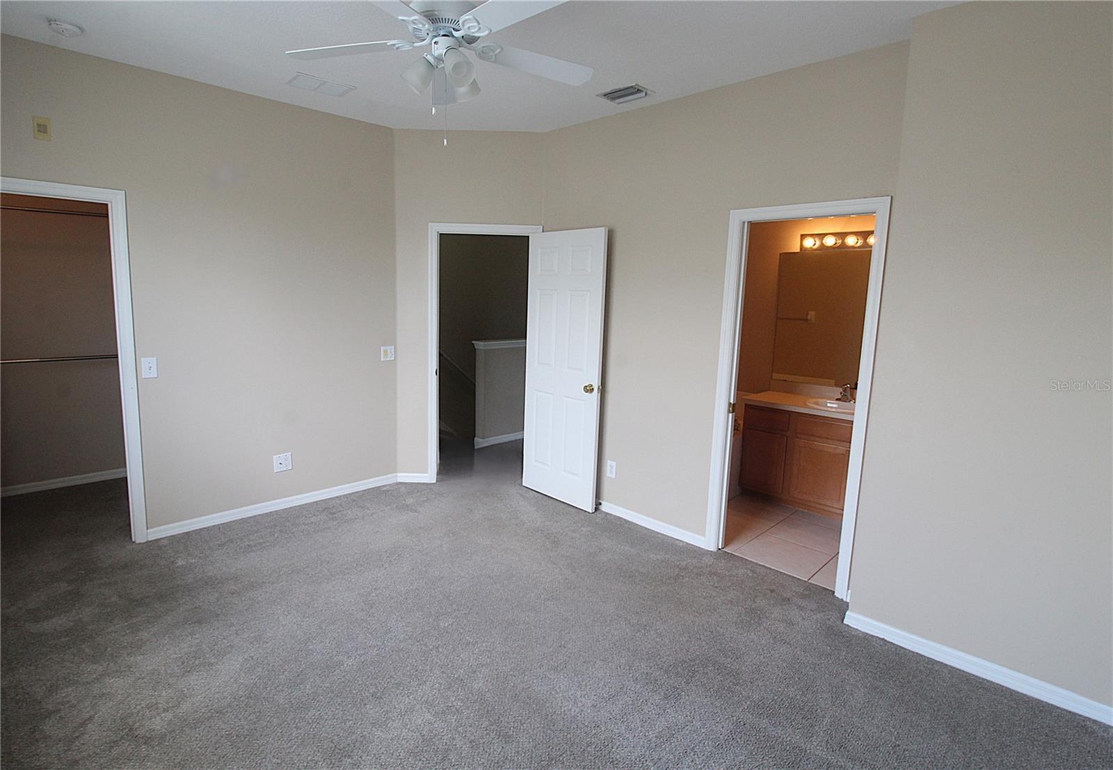4011 BURLWOOD RD — photo 9