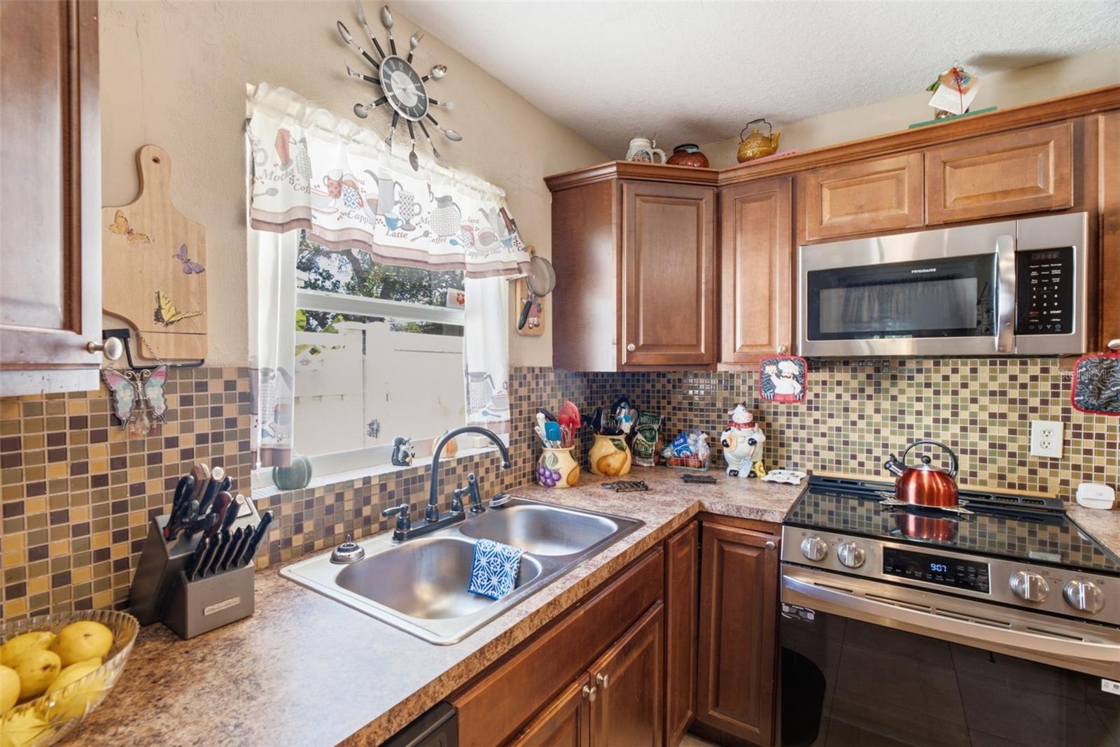701 58TH AVE S — photo 14