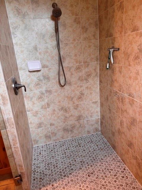 6803 LOCKINGTON CT — photo 30