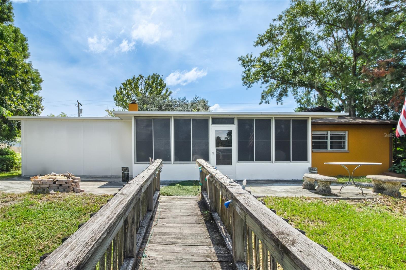 3215 LAKE SAXON DR — photo 20