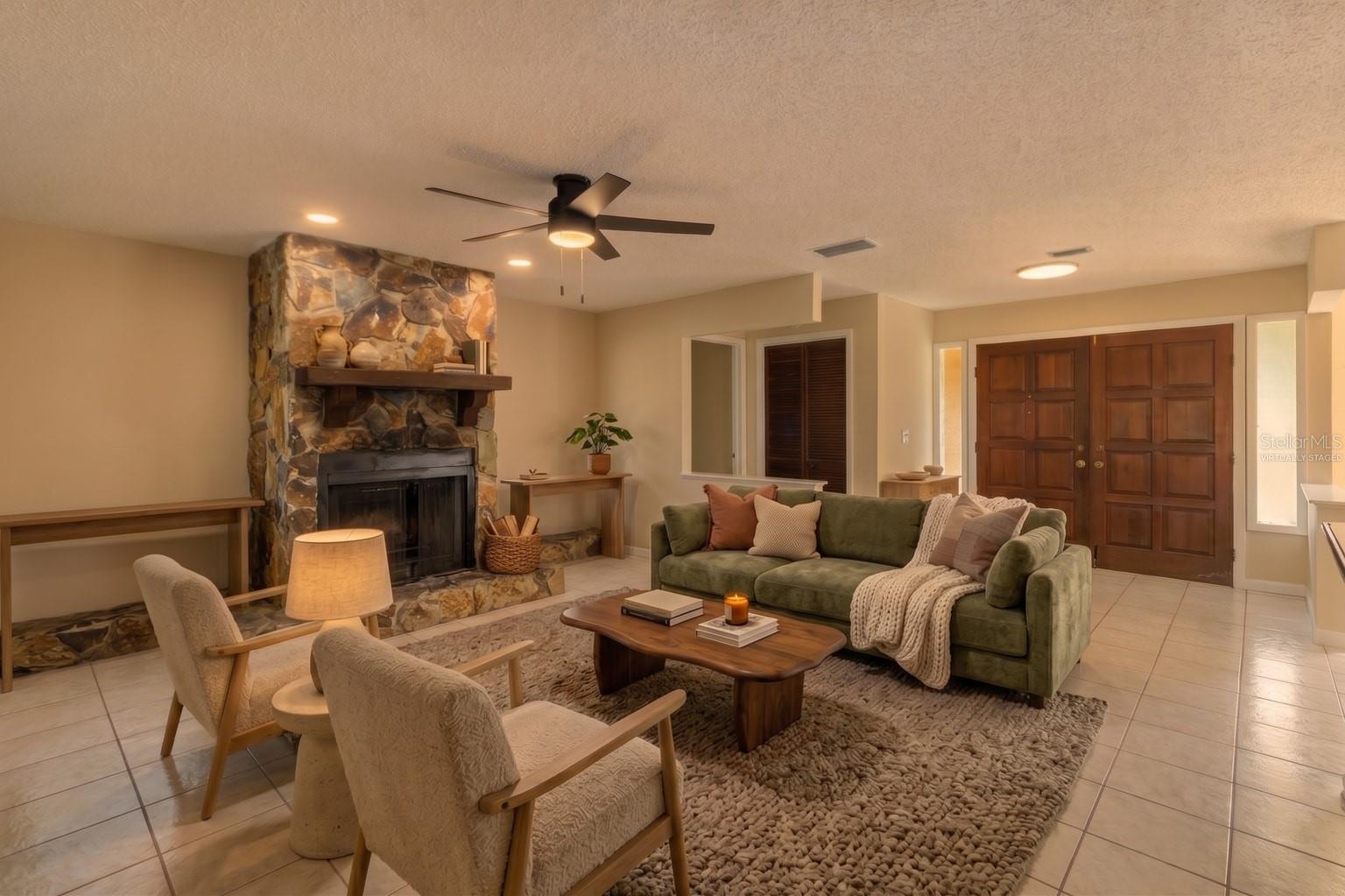 3215 LAKE SAXON DR — photo 9