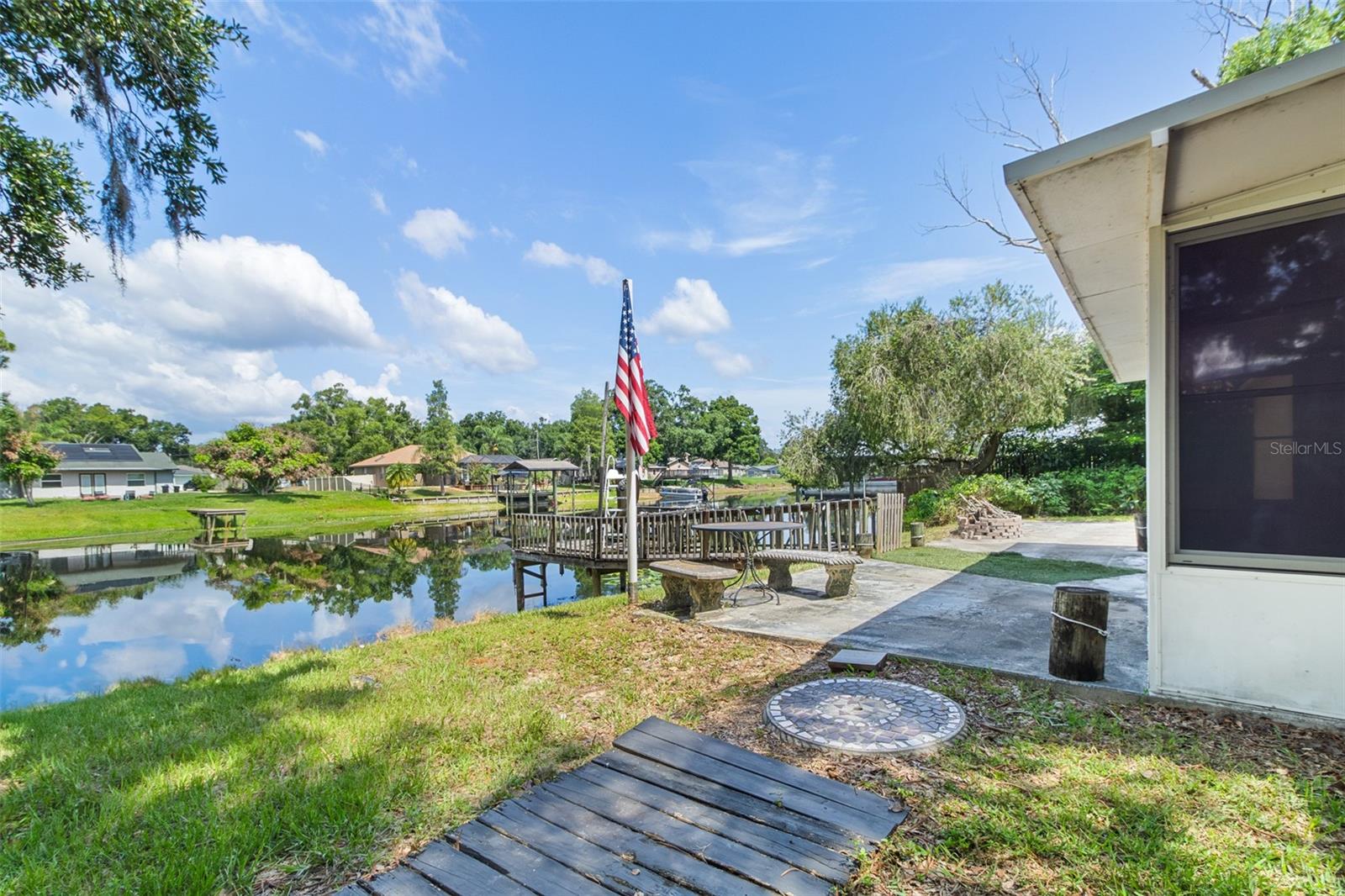 3215 LAKE SAXON DR — photo 21