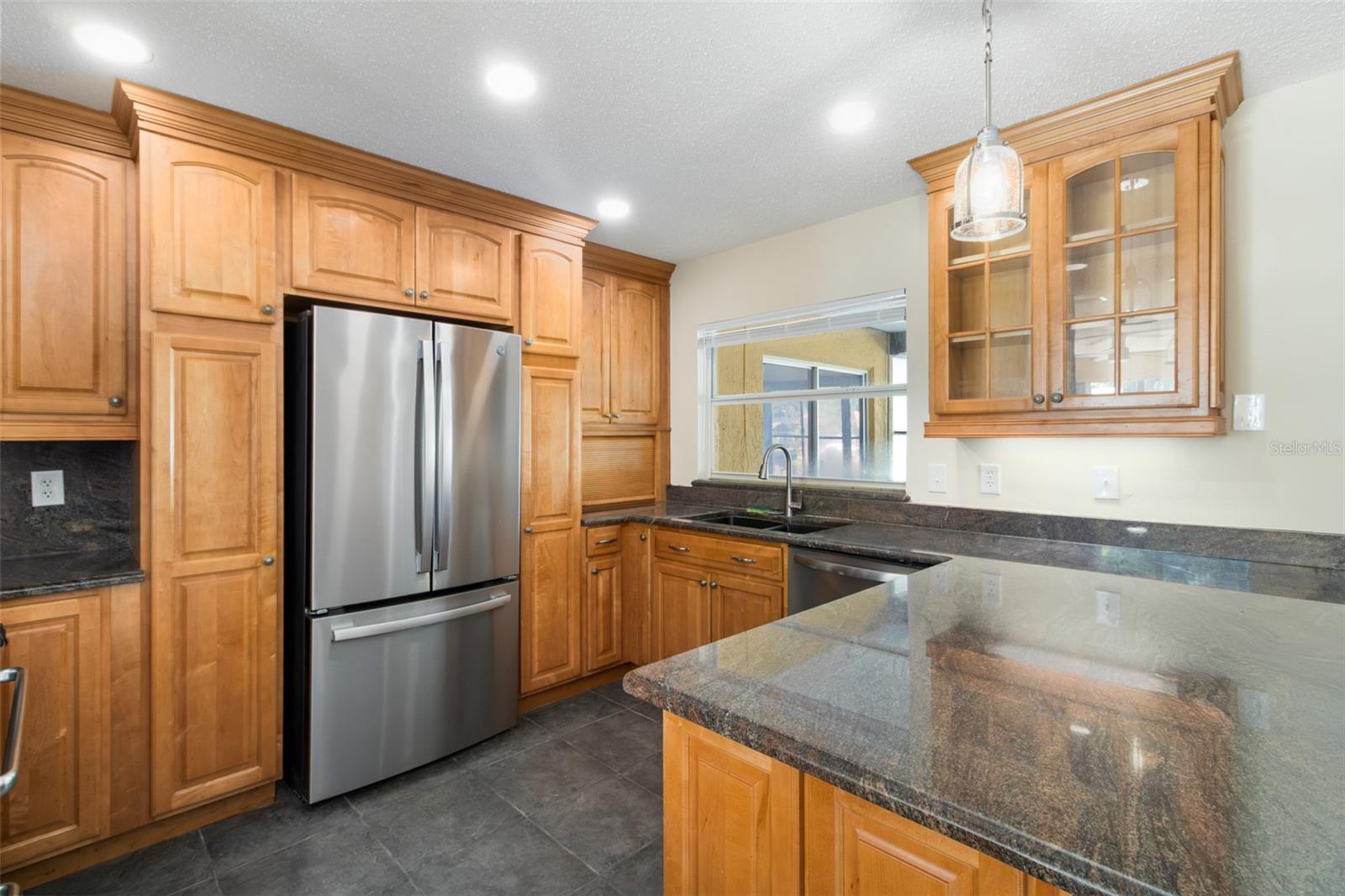 3215 LAKE SAXON DR — photo 7