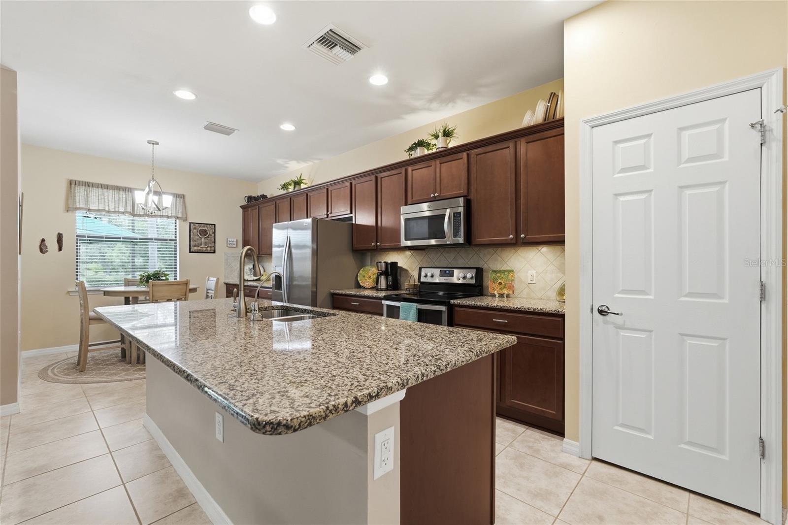2543 ARUGULA DR — photo 19