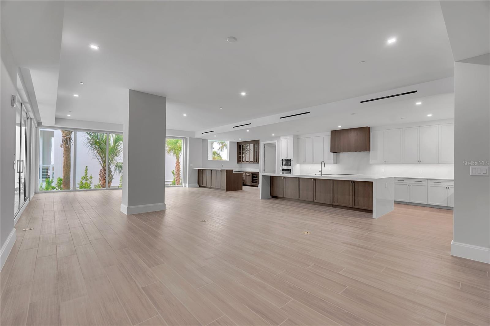 70 AVENIDA VENECCIA #204 — photo 11